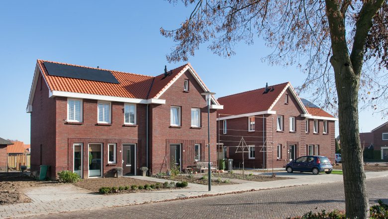 Nieuwbouw 22 rijwoningen en acht tweekappers in De Koppel