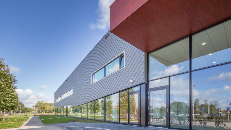 Nieuwbouw Sporthal De Slag met drie sportzalen