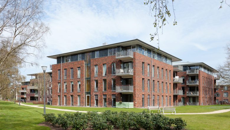 Nieuwbouw woon- en zorgcentrum plus drie appartementengebouwen
