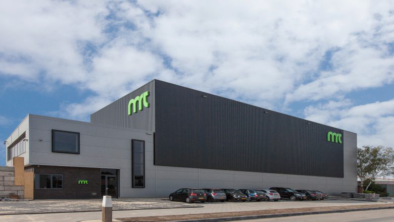 Nieuwbouw bedrijfspand inclusief kantoor